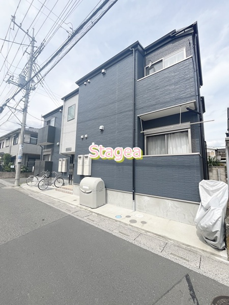 ヴィラート西大宮の駐車場