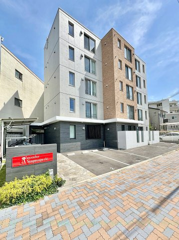 quador名古屋城駅