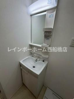 グリシーナ北習志野の洗面所