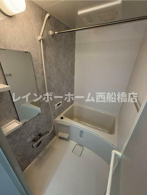 グリシーナ北習志野の浴室