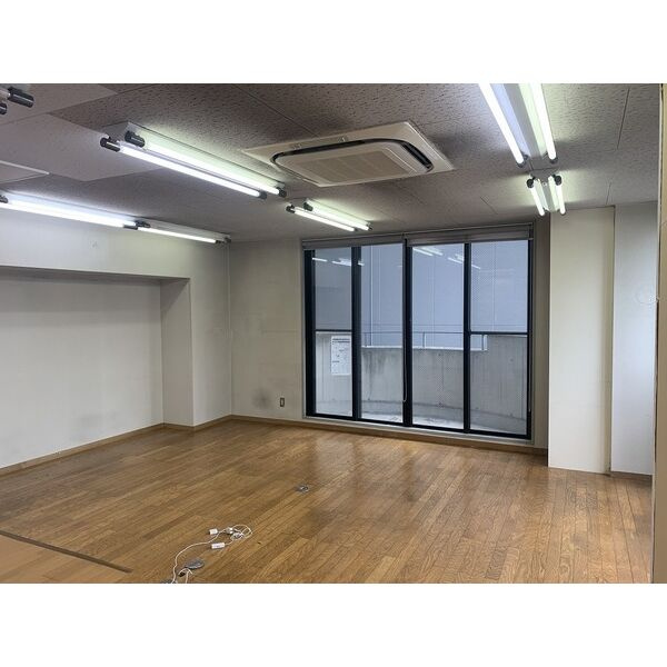 SMY88植田【　オフィスおすすめ　】