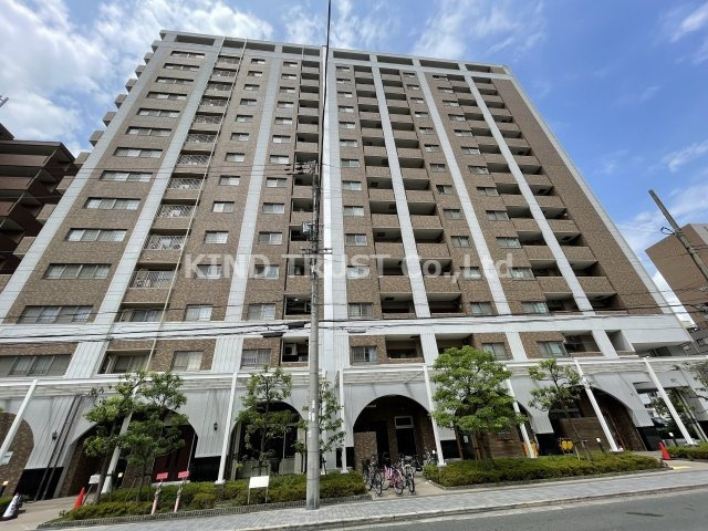 グレンパーク梅田北の外観|おしゃれな外観です