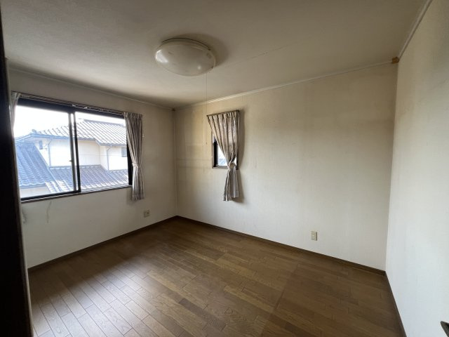 津山市野村　中古住宅　6LDK＋納戸の洋室|洋室6.1畳