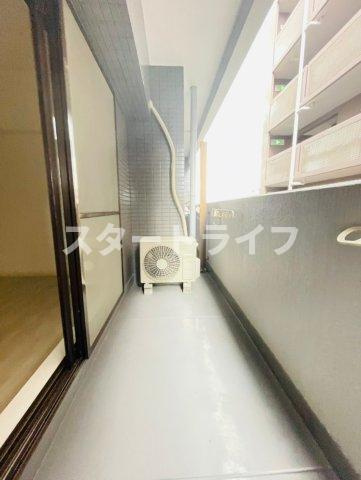 大阪市東淀川区東中島１丁目の賃貸マンションのバルコニー