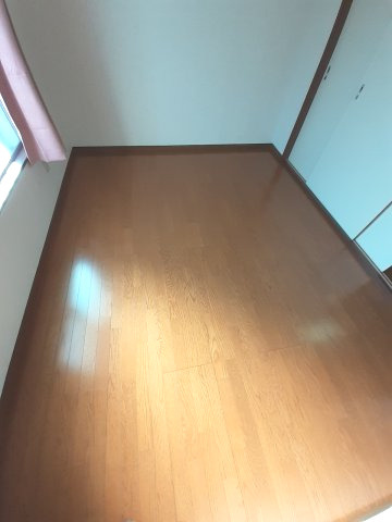 花泉ハナハイムの洋室