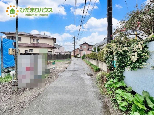 上尾市平方4期　新築戸建　グラファーレ05の前面道路含む現地写真|9/7撮影
※空は加工しています