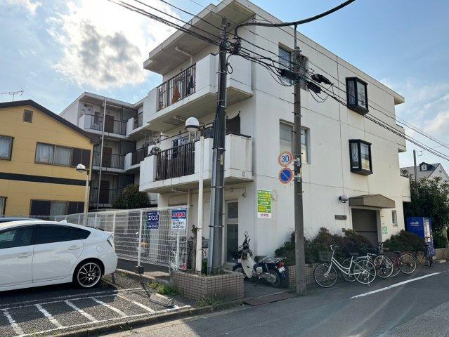 グランシャリオヨシハラの外観