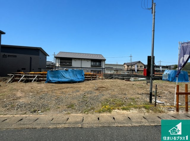 加東市下滝野　第10期　新築一戸建ての外観|周辺は落ち着いた街並みの住宅地！子育てがしやすい住環境です！まだ未完成ですが、現地でしかわからない事もございます。是非一度ご覧ください。
