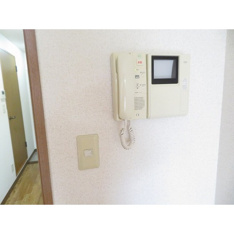 写真は203号室です