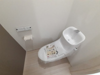 コンパクトで使いやすいトイレです