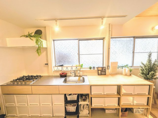 キッチンでお料理をお楽しみください