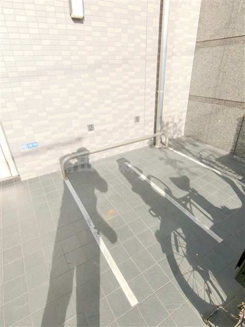 ルーブル羽田西の駐車場|バイク置き場