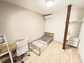 個人の部屋や寝室として使える洋室です