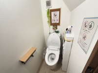 清潔感のあるトイレです