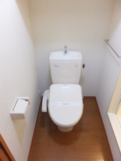 温水洗浄便座設置済み