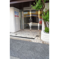 明るい室内です