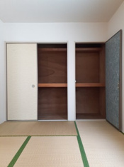 和室、ちょっとしたくつろぎスペースにいかがでしょうか