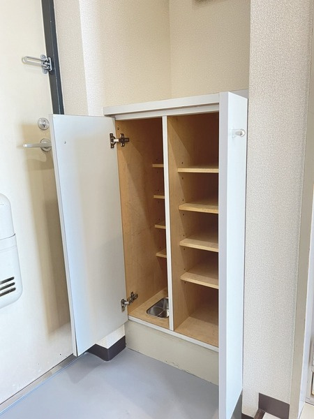 毎日通る玄関はこちらです