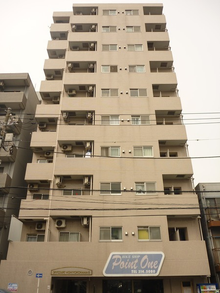 落ち着いた雰囲気の外観です