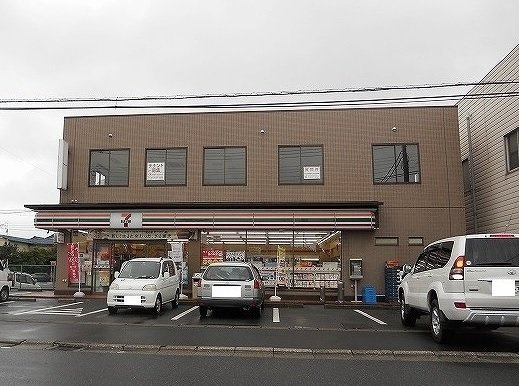 セブンイレブン木更津岩根店まで400m