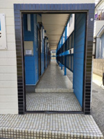 落ち着いたエントランスです