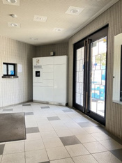 宅配ボックス完備