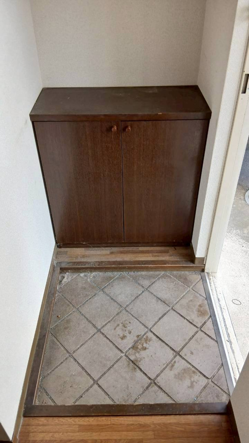 落ち着いた玄関です