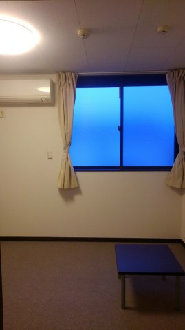 こちらのリビングで趣味の時間をお楽しみください