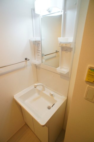 忙しい朝には欠かせない洗面所です