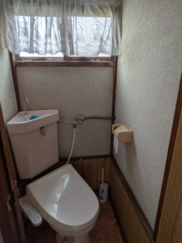 シンプルで使いやすいトイレです