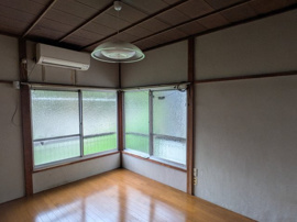 こちらの居間で趣味の時間をお楽しみください
