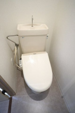 落ち着いたトイレです