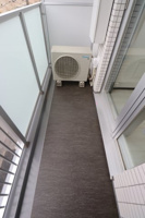外からの目が気にならないバルコニーで洗濯物が干せます
