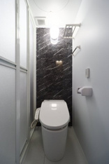 シンプルで使いやすいトイレです