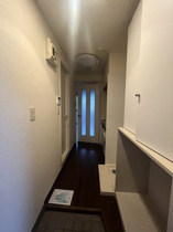落ち着いた玄関です