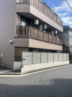 落ち着いた雰囲気の外観です