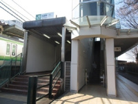 矢部駅まで3000m