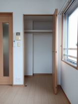 大きなものも収納できそうです