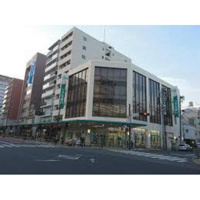 銀行「りそな銀行八王子支店まで58ｍ」