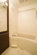 日々の疲れを癒すお風呂付です