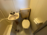 コンパクトで使いやすいトイレです