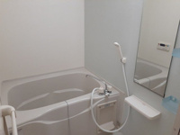 ゆったり過ごせるお風呂です
