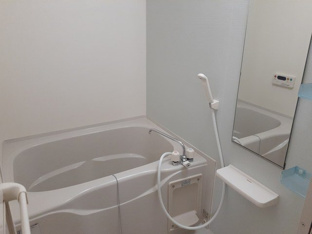 ゆったり過ごせるお風呂です