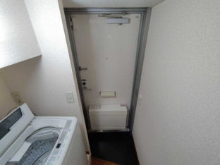 毎日通る玄関はこちらです