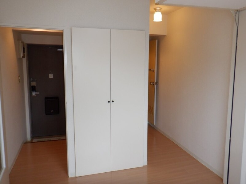 こちらの居間で趣味の時間をお楽しみください