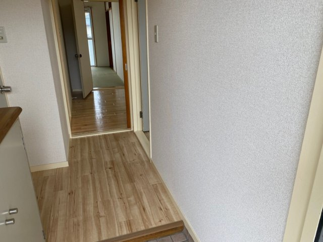 明るい色調の室内です