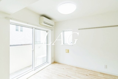 【居間・リビング】 | ガーデン下連雀 | 洋室のお部屋です。