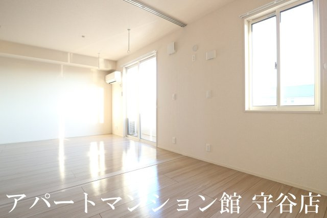 アビタシオンプリュネの洋室