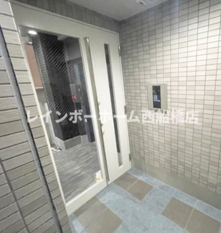 The Residence船橋のエントランス
