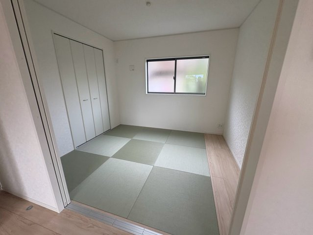 狭山市柏原　新築分譲　西武新宿線『狭山市駅』バス19分　【柏原小学区】の和室